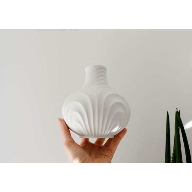 Heinrich & Co. Mid-Century Modern Matte White Porcelain Vase by Heinrich Germany For Sale - Image 4 of 12