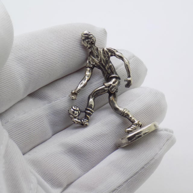 A vintage Italian silver figurine from the 1970s-1980s, hallmarked 800 with traces of the Italian Silversmith Code. This...