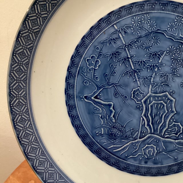 Ceramic Mid 20th Century Showa Period Japanese Blue & White Plate Japan Arita Mansen For Sale - Image 7 of 12
