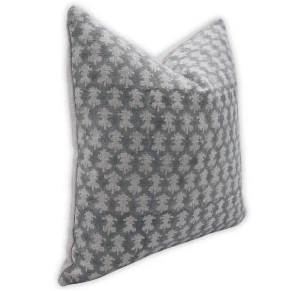 Farmhouse Fabdivine Cushion Cover 26x26 Inch Linen Floral Print Design- Traz For Sale - Image 3 of 6