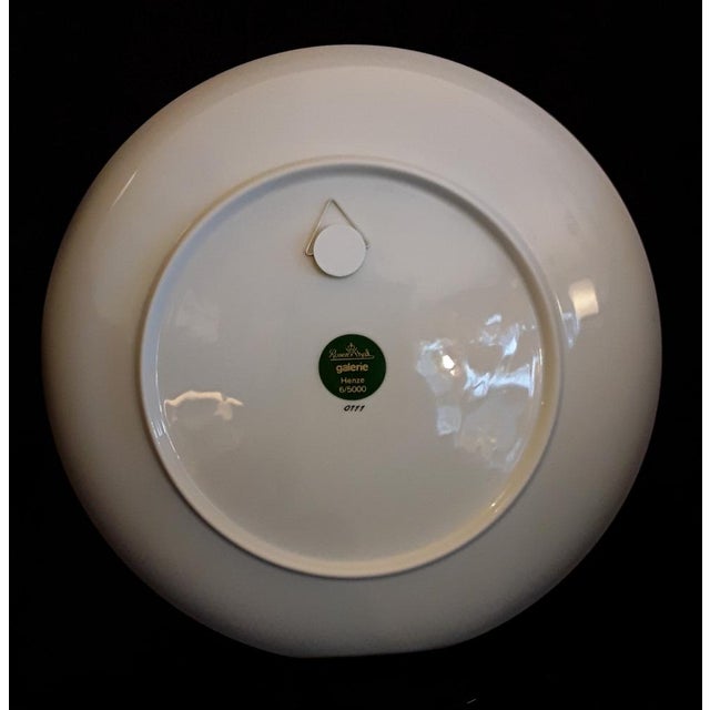 Porcelain Artist No. 6 Wall Plate with the Number 0111/5000 by Hans Werner Henze from Rosenthal, 1970s For Sale - Image 3 of 7