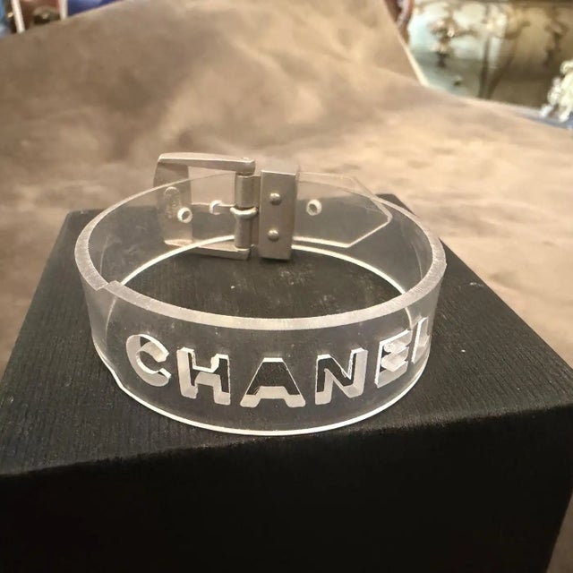 2000 - 2009 A Post-Modern 21st Century Plastic and Metal Logo Bracelet by Chanel For Sale - Image 5 of 15