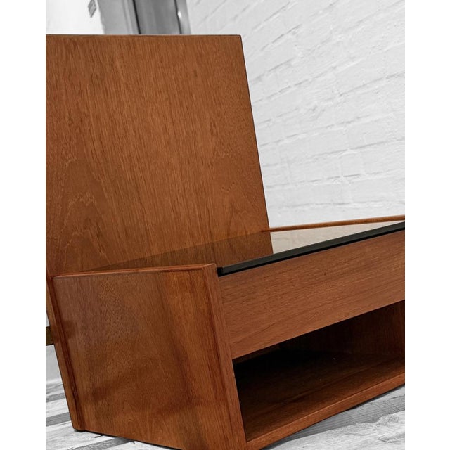 Ge 705 Bedside Tables by Hans J. Wegner for Getama, 1960s, Set of 2 For Sale - Image 6 of 11