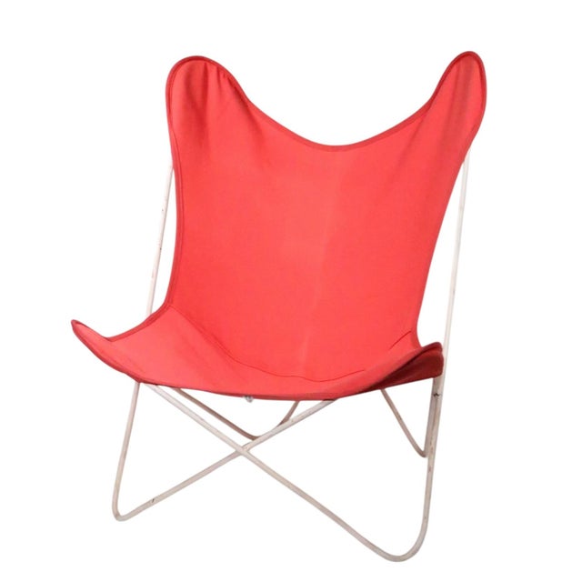 Mid-Century Modern Mid 20th Century Mid Century Butterfly Chair For Sale - Image 3 of 10