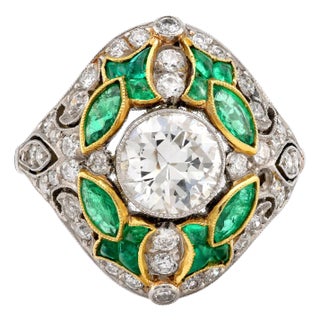 Early 20th Century Art Deco Revival 1.08 Carat Diamond Emerald Ring For Sale
