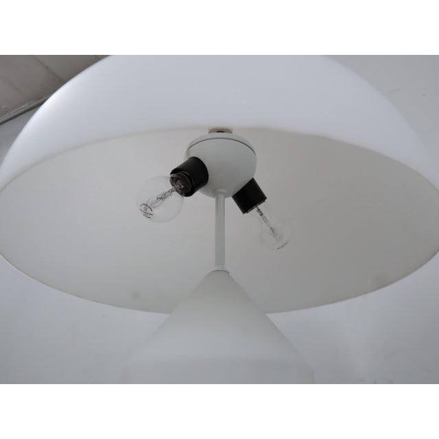 1980s Large Atollo Table Lamp in White Glass by Vico Magistretti for Oluce, 1980s For Sale - Image 5 of 9