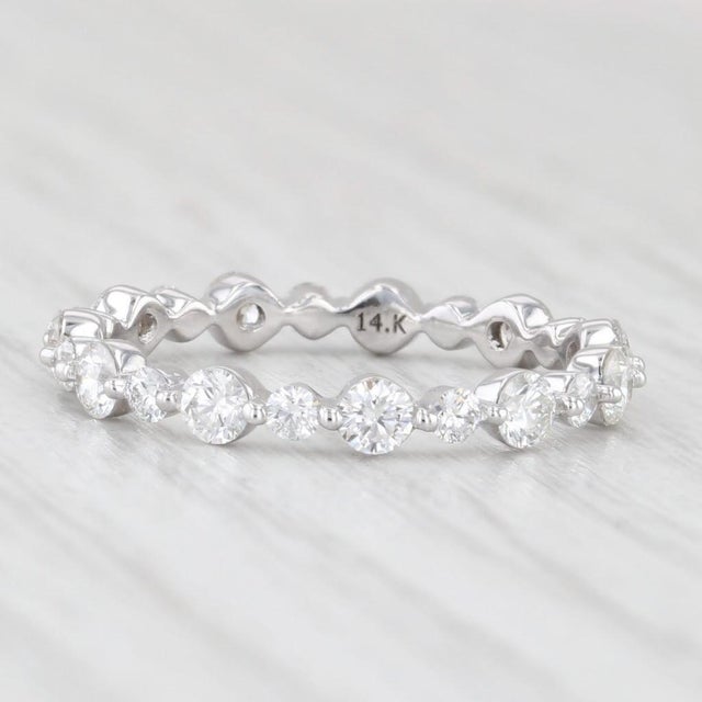0.94ctw Diamond Eternity Band 14k White Gold Wedding Ring Size 6.25 Stackable For Sale In Greensboro - Image 6 of 9