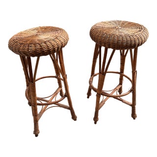 Pair of Wicker Vintage Bar Stools For Sale