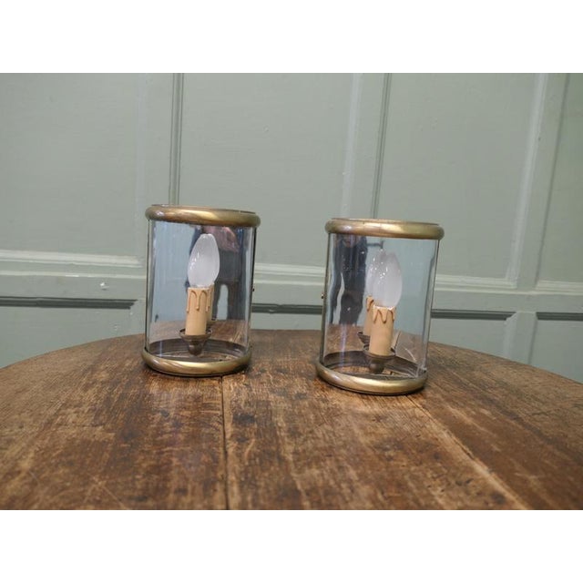 Small French Brass Convex Wall Lanterns, 1980, Set of 2 For Sale - Image 4 of 8