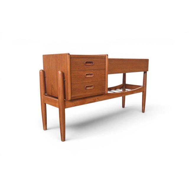 Mid-Century Modern Mid 20th Century Arne Wahl Iversen Model 36 Planter / Hallway Chest in Teak #2 For Sale - Image 3 of 18