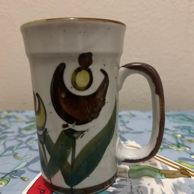Bitossi 1960s Mid-Century Modern Hand-Painted Ceramic Stoneware Mug With Abstract Floral Motif For Sale - Image 4 of 9