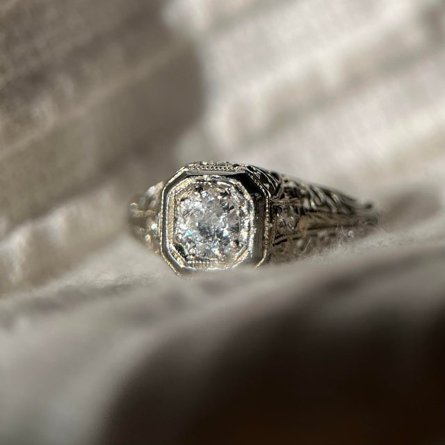 Art Deco Diamond Filigree Engagement Ring in 18k White Gold, Old European Cut 0.25 Ct, C. 1920s, Size 5 For Sale - Image 12 of 12