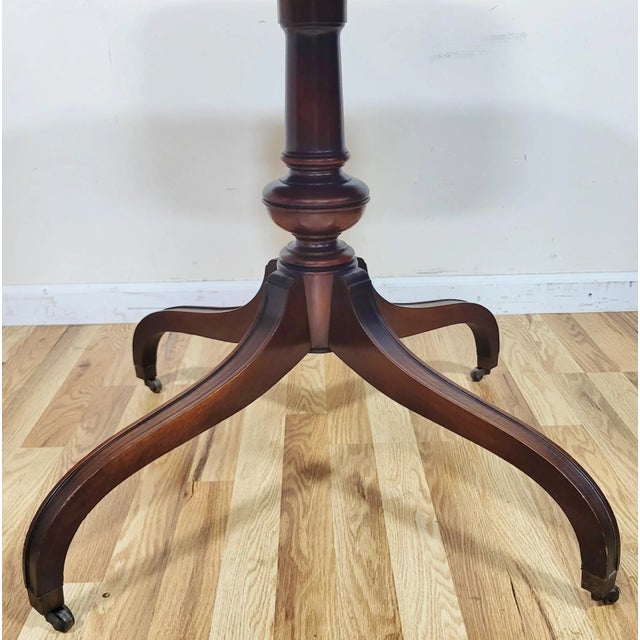 Vintage American Mahogany Gilt Tooled Leather Top Side End Table - Heirloom by Weiman For Sale - Image 13 of 16