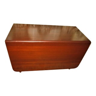 1940s Vintage Pennsylvania House Early American Style Cherry Drop Leaf Dinning Table For Sale