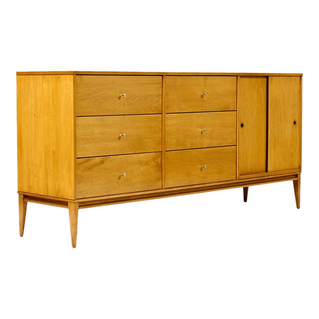 1950s Attributed to Paul McCobb Planner Group Maple Low Dresser — 6 Drawer + Sliding Doors For Sale