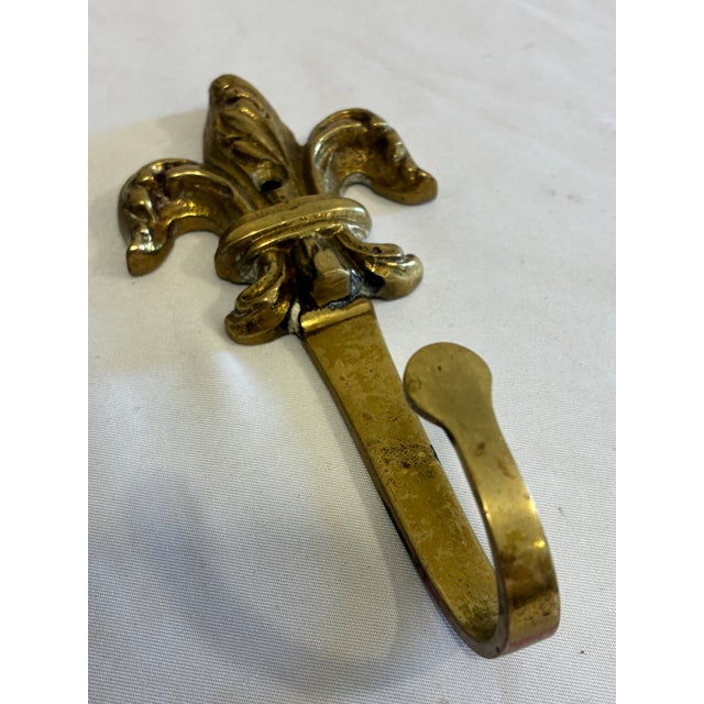 Vintage Solid Brass Fleur-De-Lis Wall Hook | French Country Decorative Hardware For Sale - Image 4 of 8