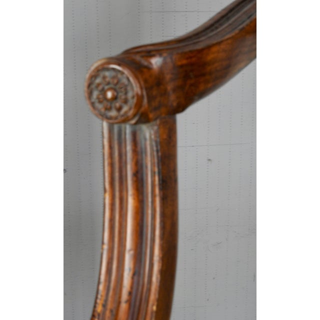 White Pair of Early 20th Century Spider Back Hepplewhite Chairs For Sale - Image 8 of 11