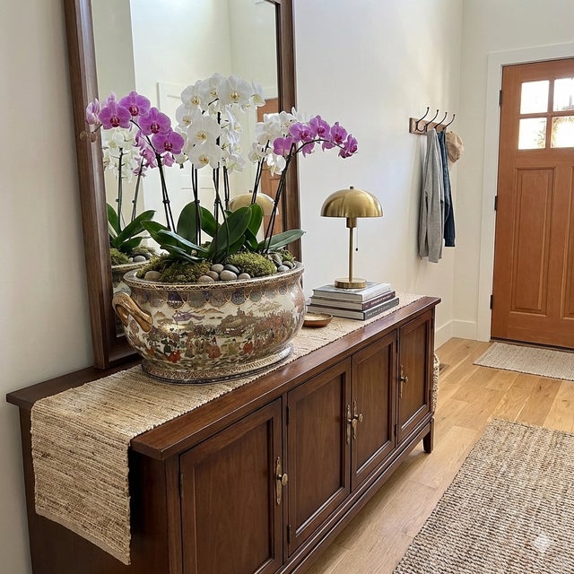 Ceramic Porcelain Oriental Golden Color Satsuma Graphic Oval Pot For Sale - Image 7 of 12