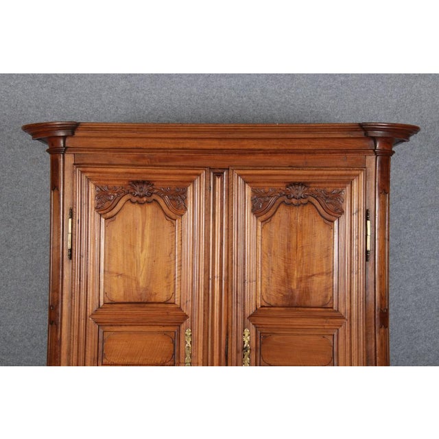 Baroque Wardrobe in Walnut, 1750s For Sale - Image 15 of 18
