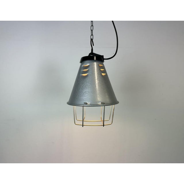 Industrial Grey Aluminium Cage Pendant Lamp, 1970s For Sale - Image 16 of 18