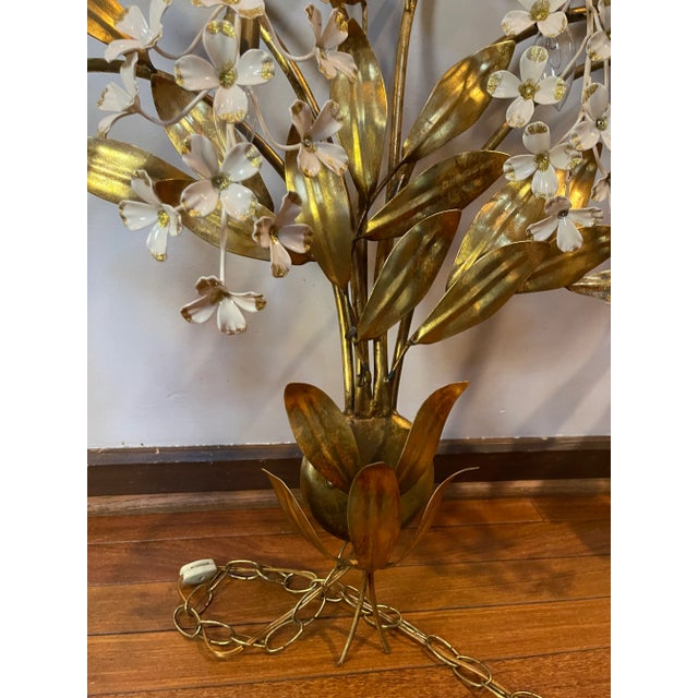 Gold Mid 20th Century Hans Kögl Gilt Metal Floral Lighted Wall Sconce For Sale - Image 8 of 12