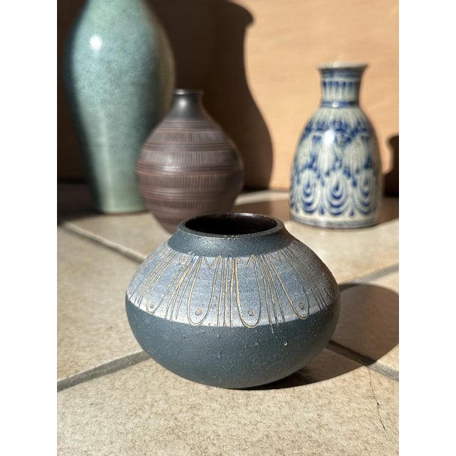 Beige Studio Ceramic Vase with Incised Fish Decoration by Ulli Wittich-Großkurth, Jena, Germany, 1950s For Sale - Image 8 of 11