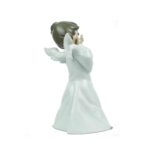 Figurative Vintage Handmade Lladró Heavenly Slumber Glazed Porcelain Angel Figurine Spain For Sale - Image 3 of 8
