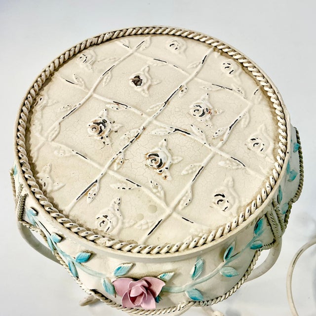 Metal 1950s Vintage French Style Boho Chic Scalloped Tole Rose Plant Stands - Set of 2 For Sale - Image 7 of 18