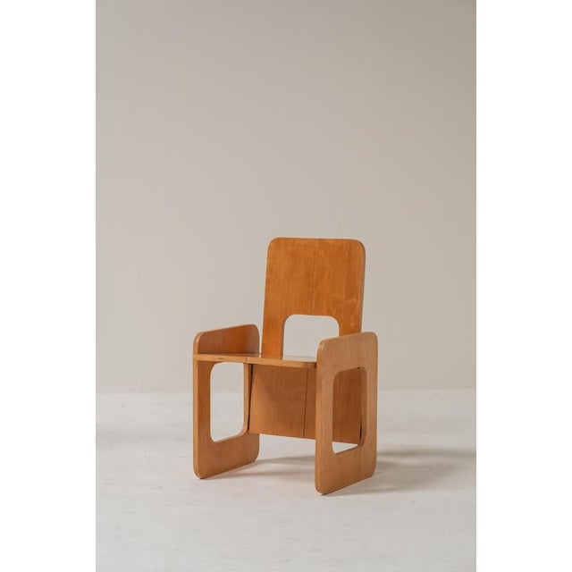 Designed by the Turin-based collective Anonima Design, formed by five architects—Sergio Jaretti, Elio Luzi, Federico...