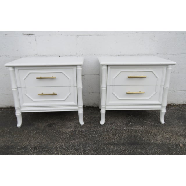 Late 20th Century Broyhill Hollywood Regency Faux Bamboo Nightstands End Tables a Pair For Sale - Image 17 of 18