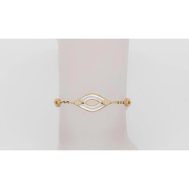 Contemporary Estate Kabana White Mother of Pearl and Diamond Bracelet in 14k Yellow Gold For Sale - Image 3 of 7