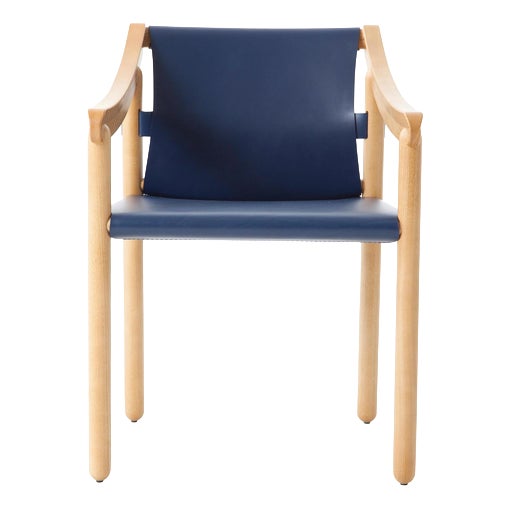 905 Armchair in Wood and Cowhide by Vico Magistretti for Cassina, Italy For Sale