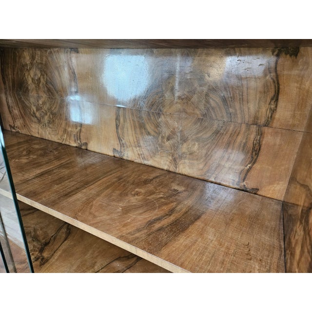 Art Deco Display Cabinet in Walnut Burl, 1940 For Sale - Image 13 of 18