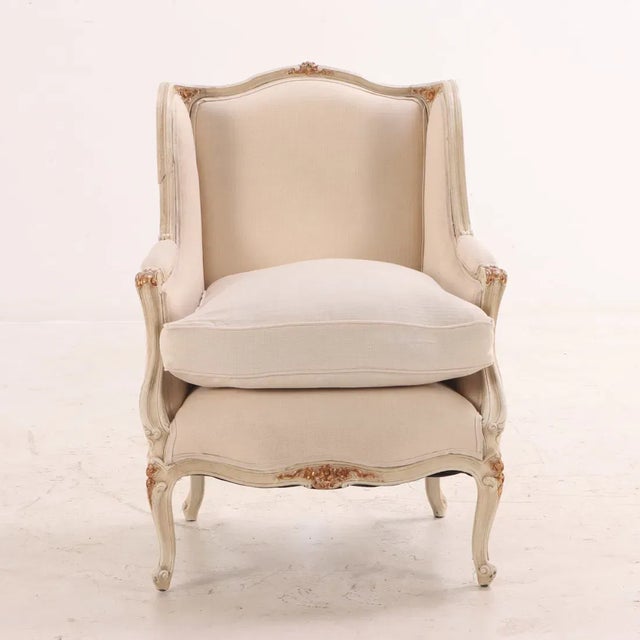 French 1920s Pair Painted and Gilt Bergère Chairs With New Fabric For Sale - Image 3 of 6