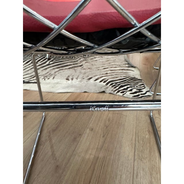 Vintage Diamond Chair by Harry Bertoia for Knoll International, 2010s, in Flawless conditions. Designed 1950 to 1959 This...