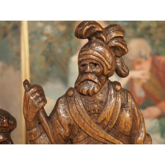 Figurative Circa 1800 Mounted Carved Oak Soldier Figures From Flanders For Sale - Image 3 of 13