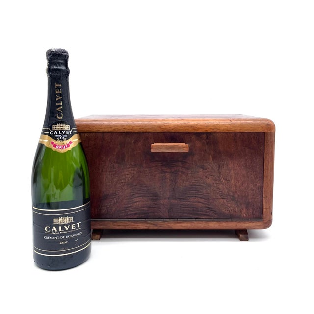 Art Deco Bread Box in Handcrafted Walnut, 1930s For Sale - Image 4 of 18