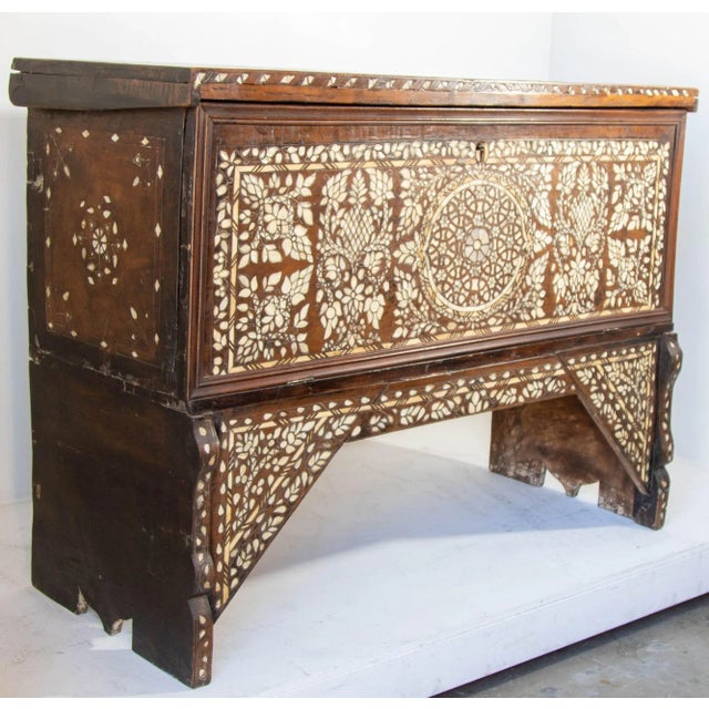 Brown Antique Middle Eastern Mother of Pearl Inlay Dowry Trunk 19th C. For Sale - Image 8 of 12