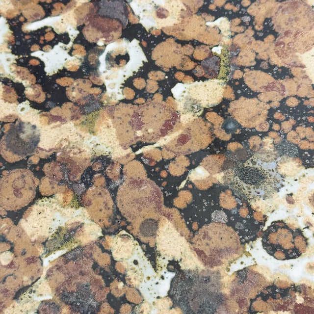 Mid-Century Hand Thrown California Studio Pottery Platter Plate in Mottled Brown Lava Glaze For Sale In Los Angeles - Image 6 of 11