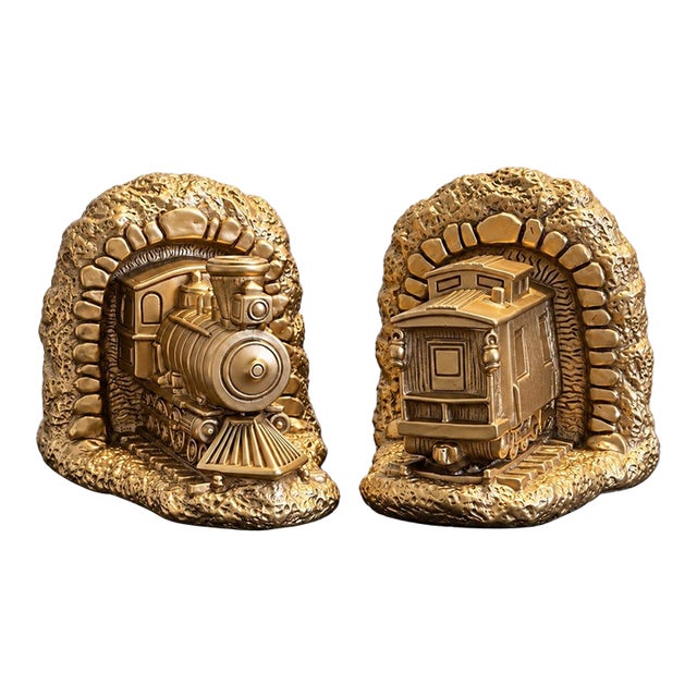 Vintage 1964–1965 Universal Statuary Gold-Tone Railroad Bookends For Sale