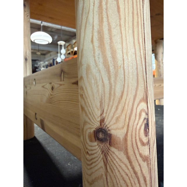 Pine Dining Table with Thick Top and Rounded Legs by Knud Friis & Elmar Moltke Nielsen for Friis & Moltke, 1960s For Sale - Image 9 of 11