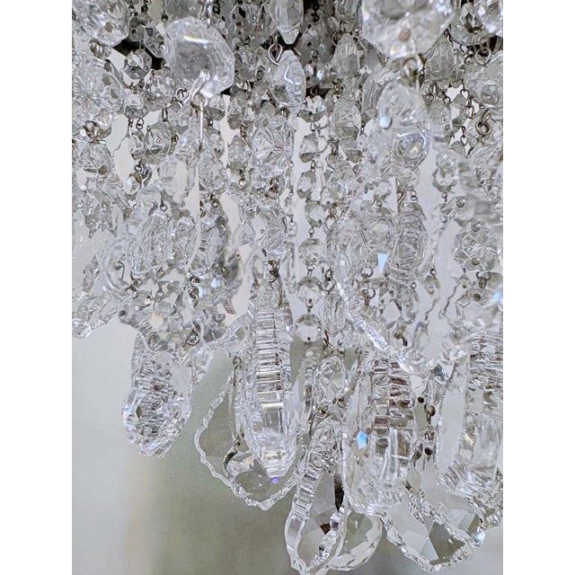 1970s Mid 20th Century Hollywoord Regency Ridged Chrome Rim With French Pendalogue Crystals For Sale - Image 5 of 12