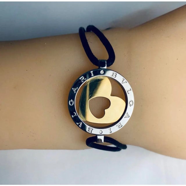 Bulgari Bvlgari “Tondo” 18k Yellow Gold Stainless Steel Double Heart Cord Bracelet For Sale - Image 4 of 8
