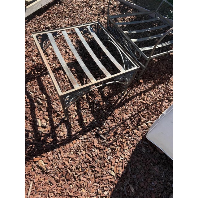 1960’s Vintage Russell Woodard Deep Seating Armchair and Ottoman With Cushions, Attributed, 2 Pieces For Sale In San Francisco - Image 6 of 6