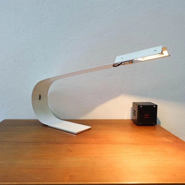 White Carpyen Table Lamp by Gabriel Teixido and Carlos M. Serra, 1970s For Sale - Image 8 of 18