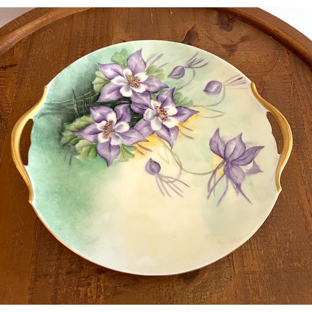 1900 - 1909 Antique Austrian Hand-Painted Columbine Serving Dish For Sale - Image 5 of 10