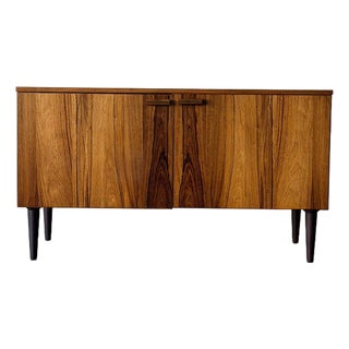 Mid-Century Modern Rosewood Credenza - Danish Low Sideboard, 1960s For Sale