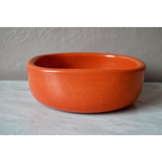 This superb low glazed ceramic bowl comes from the renowned Alsatian manufacturer Elchinger, located in Soufflenheim....