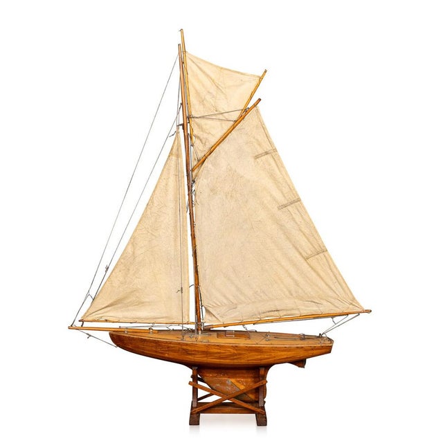 A fantastic antique gaff rigged cutter pond yacht, lovely carved hull dating to the first half of the 20th century. The...
