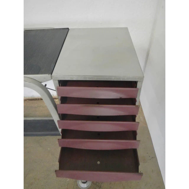 Italian Desk from Olivetti Synthesis, 1960s For Sale - Image 6 of 12